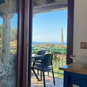 https://villa-casa-costanza-bilocale-con-terrazza-vista-mare.in-sardinia.net